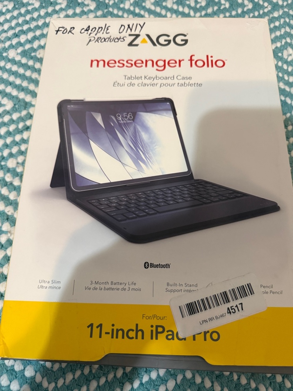 ZAGG Messenger Folio Bluetooth Keyboard Case for 11-inch iPad Pro - Black